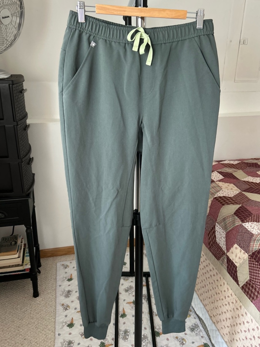 Figs Tansen Jogger Scrub Pants Men’s Medium Tall